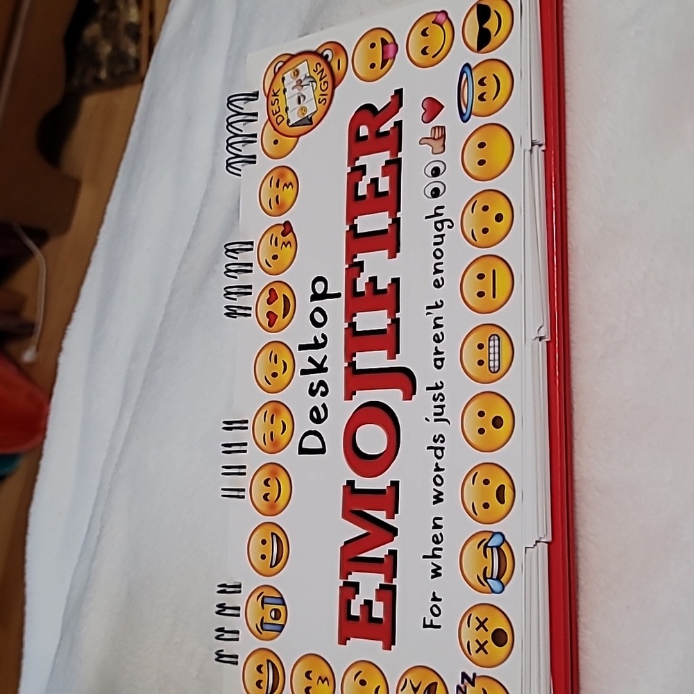 Desktop Emojifier FlipBook